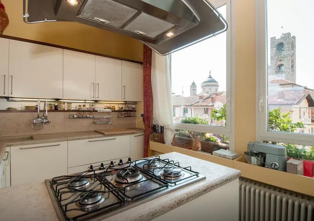 B&B La Torretta Di Via Tassis Bergamo Luaran gambar